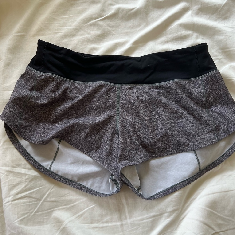 Heather grey Lululemon Speed up shorts 2.5 inch